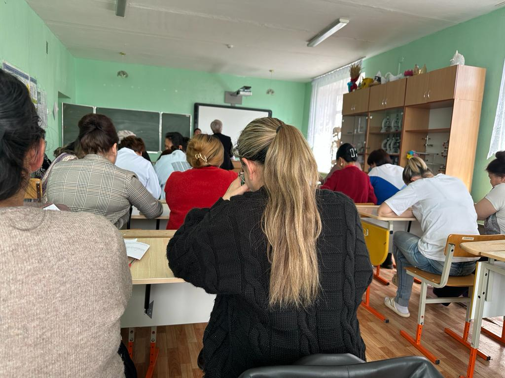 Aбай аттындағы Шұбаркөл ЖББ мектебінде 27.09.2023 жылы Жалпы мектепшілік ата-аналар жиналысы өтті.