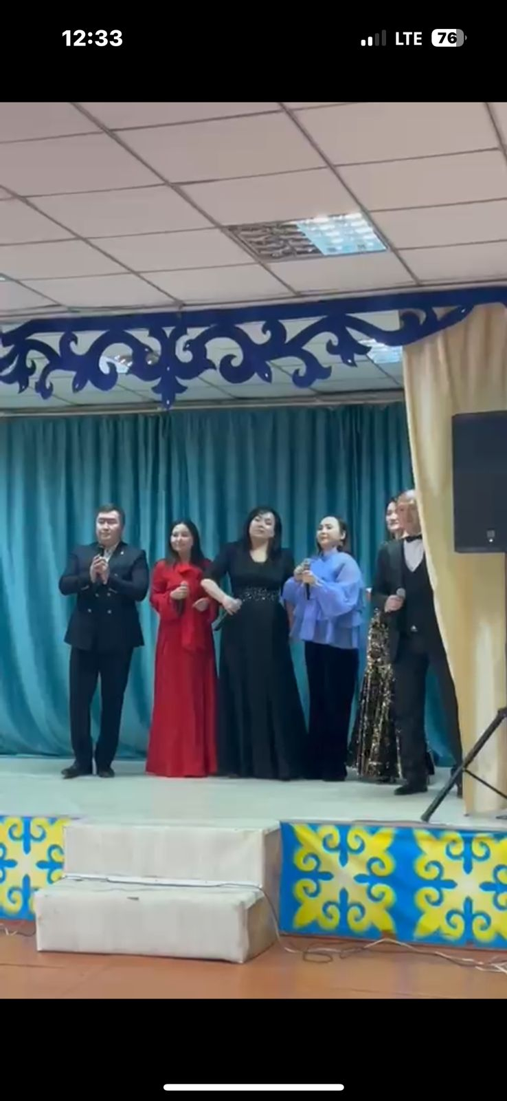 29 ноября на сцене актового зала нашей школы прошел концерт