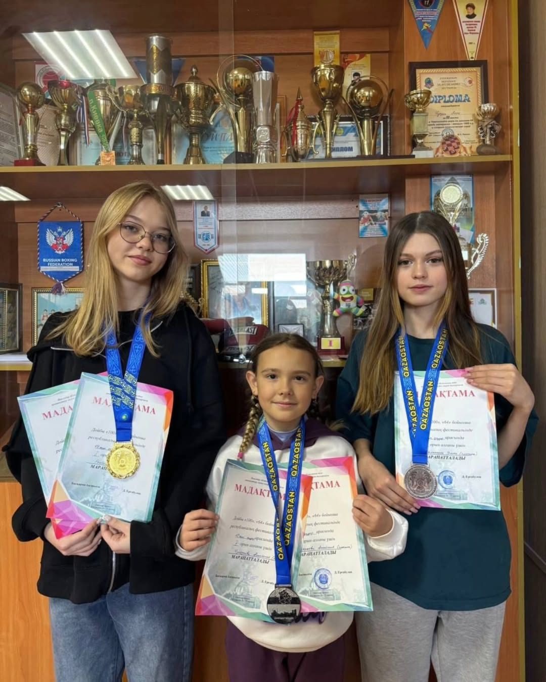 С 16 по 21 ноября в городе Павлодар проходил республиканский фестиваль по шашкам 64 и 100 среди мужчин, женщин, юношей и девушек до 18 лет, мальчиков и девочек до 12 лет.