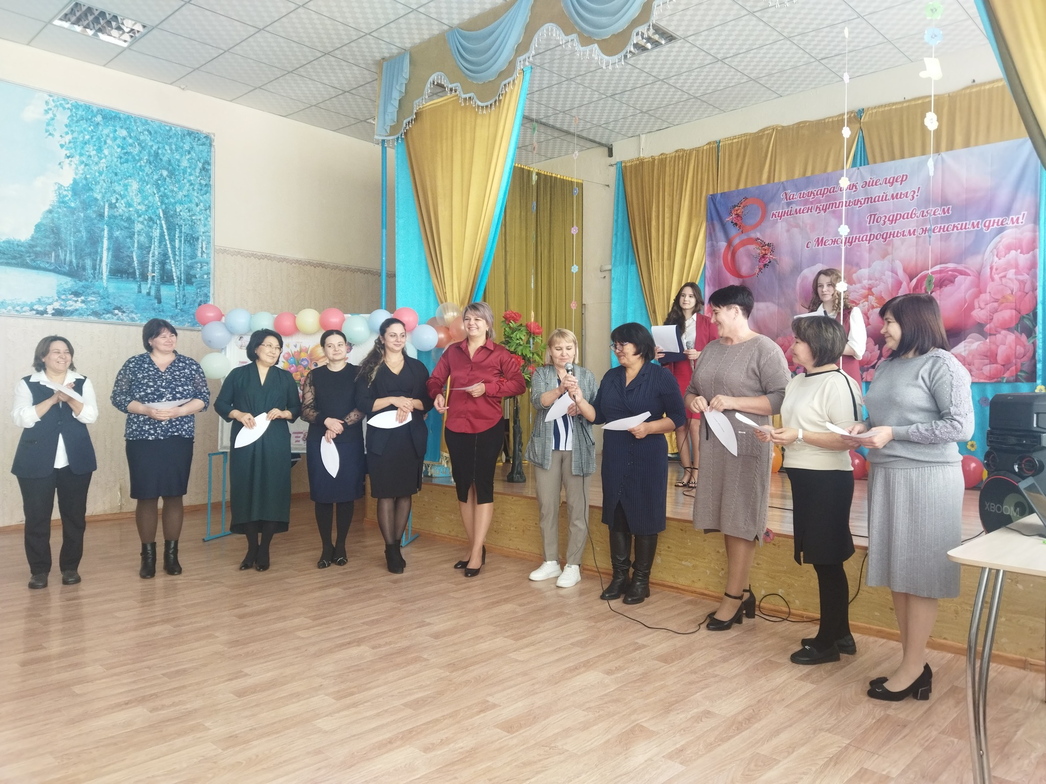 Праздничный концерт, посвященный Международному дню 8 марта