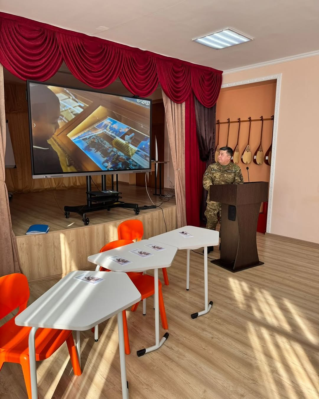 2025 жылғы 20 ақпанда Ш.Уәлиханов атындағы ТМ ( РО) Қазақстан Республикасы Қорғаныс министрлігінің әскери колледжінің өкілдерімен қала мектептерінің 9-11 сынып оқушыларымен кәсіптік бағдар беру бойынша кездесу өткізді.