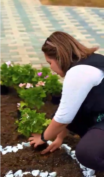 Қарағанды қаласындағы келешек мектеп оқушылары мен ұстаздары мектеп ауласын абаттандыру мен көгалдандыруға бағытталған «Таза Қазақстан» экологиялық акциясына белсене қатысты