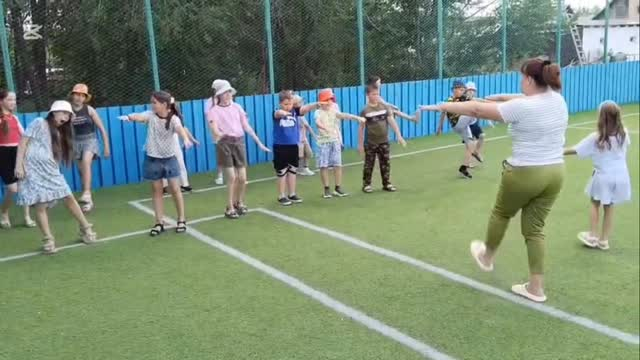 Мектеп жанындағы лагерьде 