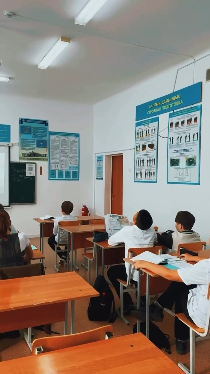 7–8-сыныптармен «Абай және ХХІ ғасырдағы Қазақстан» атты іс-шара өткізілді. Оқушылар бейнебаянды көріп, мазмұнын талдады.