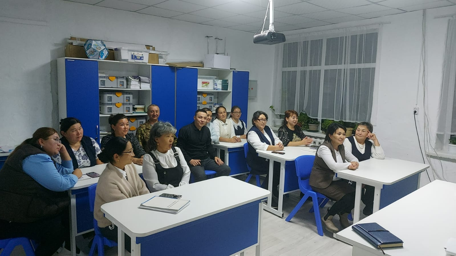 Мектеп директоры жанындағы педогогикалық кеңес өткізілді.