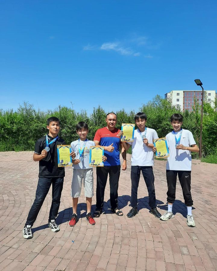 1 маусым-Балаларды қорғау күніне орай Абай қаласының орталық саябағында бірнеше спорттық сайыстар ұйымдастырылды.