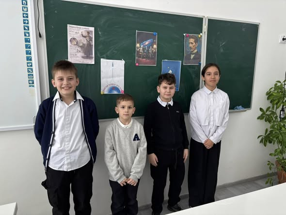 В ОШ им. М. Дулатулы среди учащихся 5–6 классов был проведён классный час на тему «Достижения науки и техники». В ходе мероприятия ребята познакомились с важнейшими открытиями и изобретениями, которые повлияли на развитие современного мира, обсудили роль 