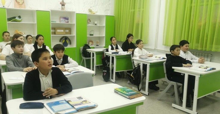 М. Дулатұлы атындағы ЖББ мектебінде “Ғылым мен технология” жаратылыстану-ғылыми сауаттылық апталығы аясында 7 - сыныпта “Ғалымдар  туралы этюдтер” такырыбында сынып сағаты өткізілді . Мақсаты:оқушыларға ғалымдар туралы мәлімет беру