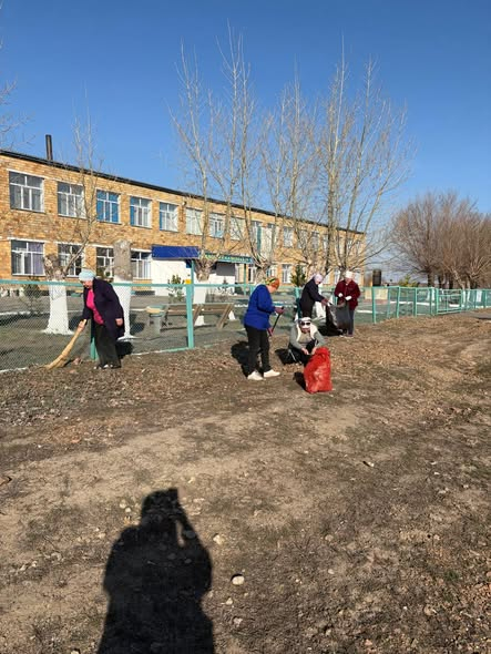 Мектеп ұжымы 